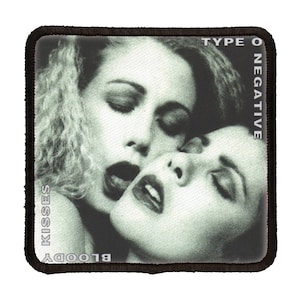 Bloody Kisses 3インチ フルカラー トリビュートパッチ