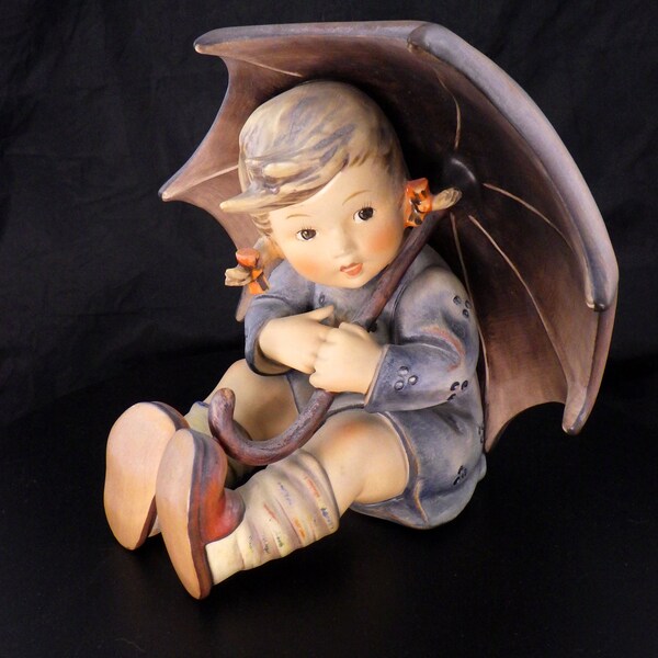 Goebel Hummel 8" Figurine "Umbrella Girl" #152/B TMK4