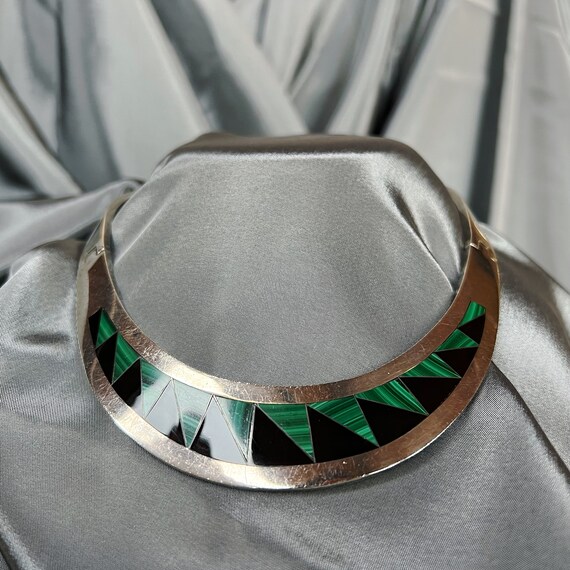 Black Onyx and Malachite Hinged Chocker and Match… - image 6