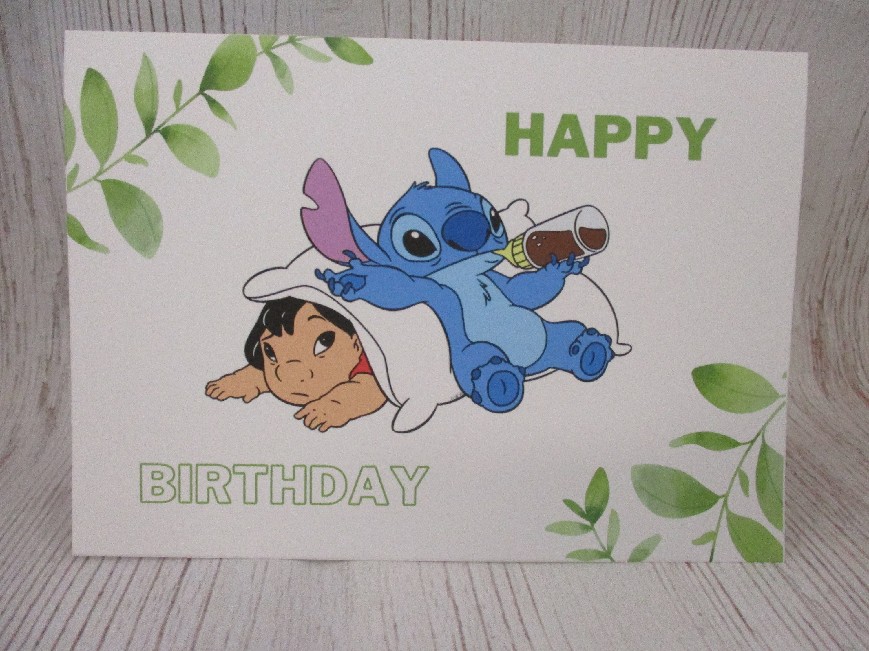 Stitch te souhaite un joyeux anniversaire | Carte de vœux