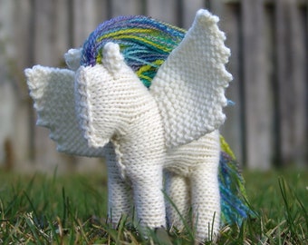 Knitted Pegasus Toy, Baby Toy, Baby Gift, Nursery, Baby Shower, Toddler Toy, fairytale soft gift, magic pegasus