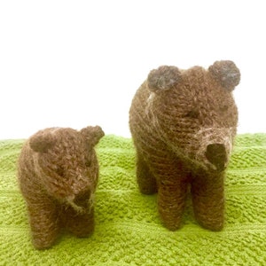 Knitted Mom and Son Grizzly Bears, Handmade Mother gift, Natural gift for mom, Soft Bears toys, Brown bears for babies, Nursery gift, Bears image 5