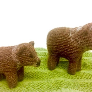 Knitted Mom and Son Grizzly Bears, Handmade Mother gift, Natural gift for mom, Soft Bears toys, Brown bears for babies, Nursery gift, Bears image 6