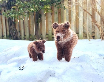 Knitted Mom and Son Grizzly Bears, Handmade Mother gift, Natural gift for mom, Soft Bears toys, Brown bears for babies, Nursery gift, Bears