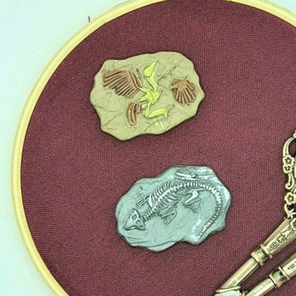 Fossiele Naald minder in hars: vogelfossiel, botten, archeologisch geschenk, diamant schilderen, borduurwerk, naald keeper, magnetisch, naaien accessoire