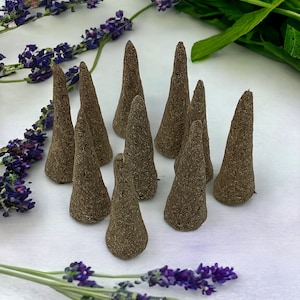 10 Premium Lavender Handrolled Incense Cones for Relaxation and Aromatherapy -FREE SHIPPING-