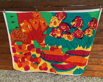 Riesiger Vintage Tropischer Schal/Tuch 80er 90er Jahre bunt/bunt mit Blumen, Obst und Gemüse
