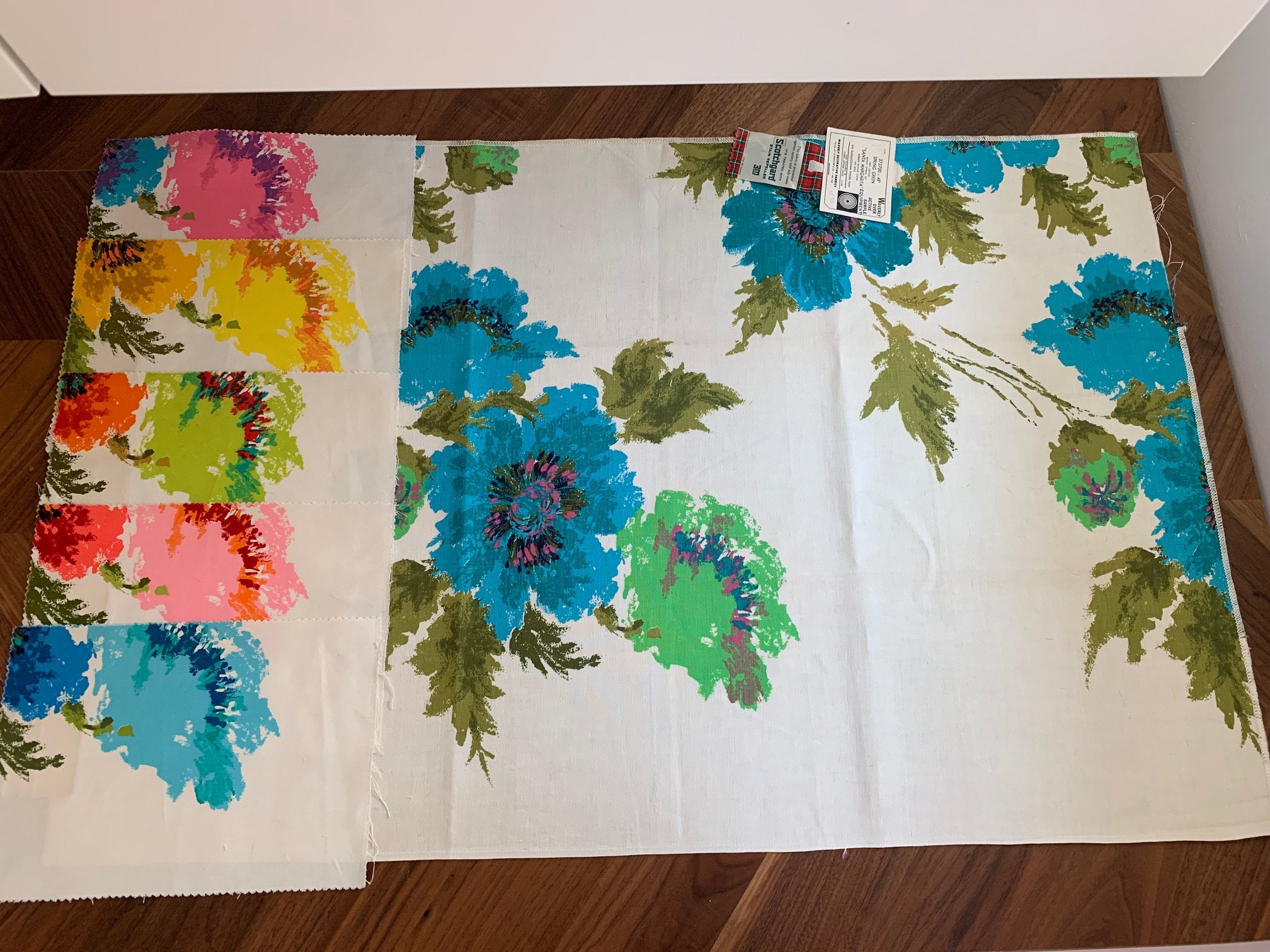 Vintage 60s Floral Upholstery Fabric Sampler/ 6 Colorways / Waverly