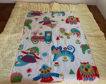 1970s Vintage Baby Blanket with Retro Animal Print