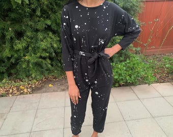 80s L'Eau Vive Size M Silver and Black Jumpsuit / Vintage Cotton Jersey-Knit Onesie