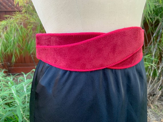 Vintage 80s Leather Shop Belt / Size M / Red Leather With  display picture 2