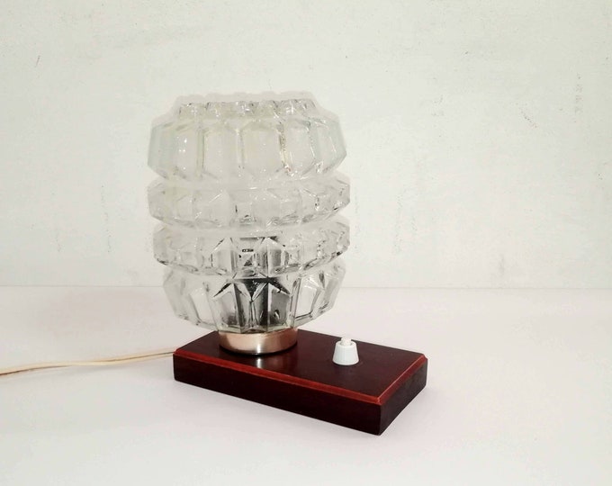 Vintage Table Lamp / Wooden Base Lamp/ Bedside Lamp / Mid Century