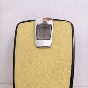 Vintage Astralux Bathroom Scale/ Astralux Personal Bathroom Scale/ Bathroom Waage/Mid Century Libra/ Bathing Classics/ Germany/ 60s