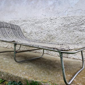 Vintage Patio Chair/ Retro Deckchair/ Folding Beach Chair/ Canvas DeckChair/ Portable Resting Chair/ Mid Century/ Old Canvas Chair/ 80s