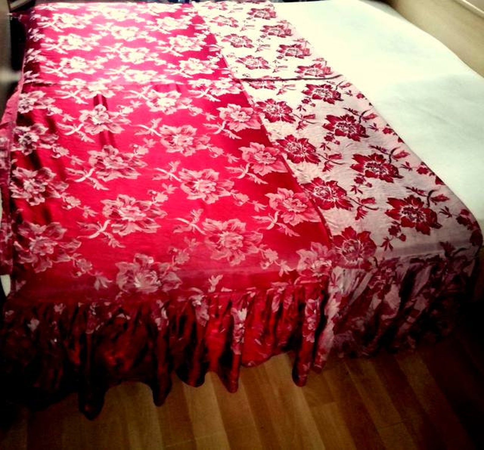 Vintage Bed Cover/ Silk Bed Cover With Frills/ Red Flower Etsy
