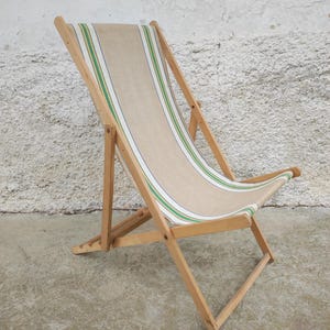 Vintage Wooden Patio Chair/ Retro Deckchair/Folding Beach Chair/ Canvas DeckChair/ Portable Resting Chair/ Mid Century/Old Canvas Chair/ 80s