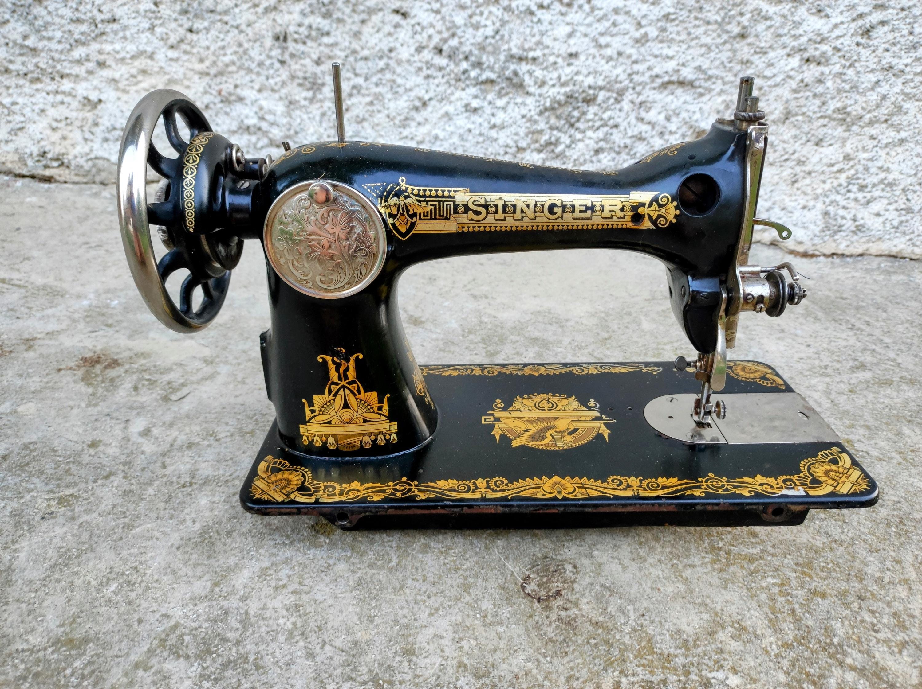 Antique Sewing Machine Singer / Singer Sewing Machine Antique Sewing Machine Singer / Singer Sewing Machine
