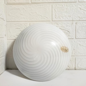 Vintage Opaline Luminos Swirl Glasvägglampa, italiensk vägg- eller taklampa 70-tal
