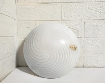 Luminária de parede ou teto vintage em vidro opalino Luminos Swirl, estilo italiano, anos 70.