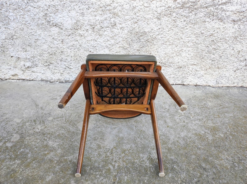Chaise vintage en bois/ Chaise en bois et cuir vert/ Chaise de salle à manger/ Chaise Stol Kamnik/ Stol Kamnik/ Meubles rétro/ Chaise Yougoslavie/ Années 60 image 5