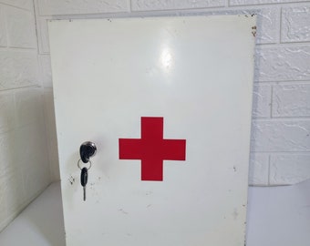 Casillero médico vintage / Gabinete de primeros auxilios de metal / Gabinete de la Cruz Roja / Decoración del hogar / Almacenamiento vintage / Mediados de siglo / Caja de metal de primeros auxilios / 90s