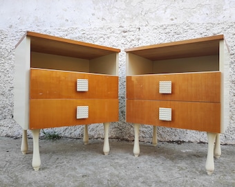 ミッドセンチュリーモダン ニス塗りベッドサイドテーブル 1/2：ミッドセンチュリーモダン ナイトスタンド、モダン化粧台 ユーゴスラビア 70年代