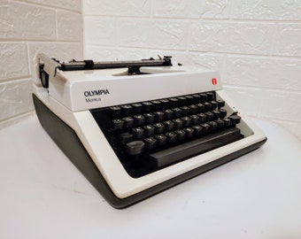 Vintage Portable Typewriter/ Retro White Typewriter/ Olympia Monica Typewriter / Olympia Typewriter / Working Typewriter /Germany / 70s