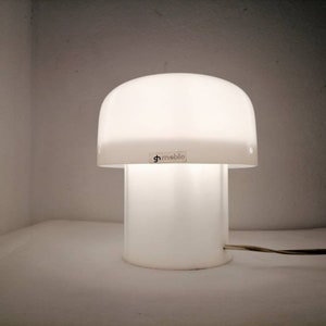Vintage Mid Century Mushroom Bedside Lamp / Vintage  White Table Lamp / Model Fungo design Luigi Massoni / Meblo Guzzini / 70&#39;s