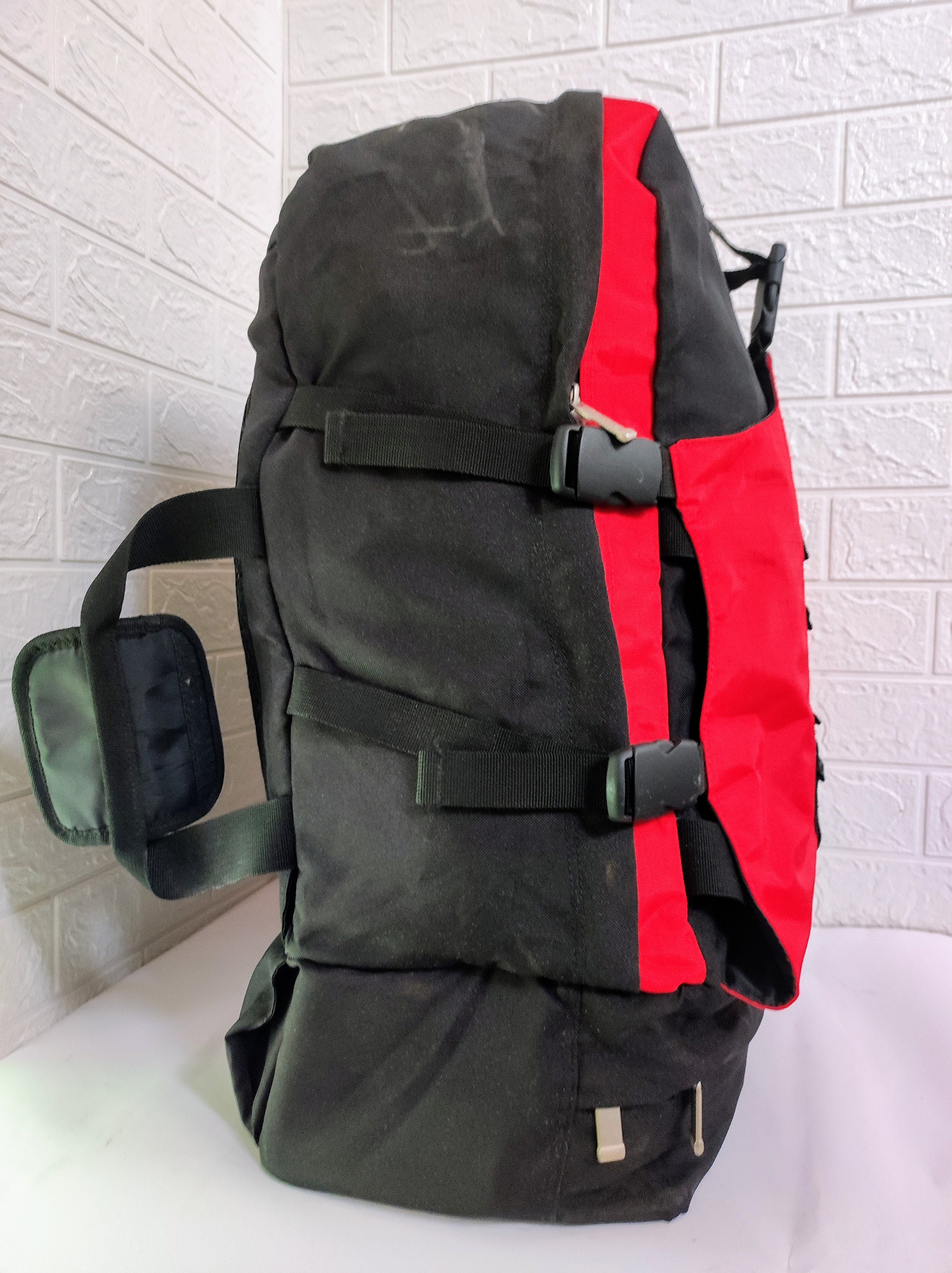 Vintage 90s Red & Black Hiking Rucksack – Marlboro Promotion Backpack ...