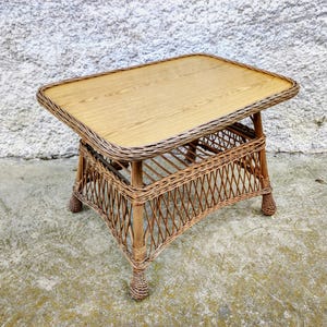 Vintage Rattan Coffee Table / Modern Wicker Table / Patio Furniture / Vintage Rattan Furniture/ Boho Style Table / Modern End Table / 80s