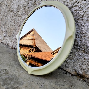 Vintage White Mirror/ Retro Mirror / Modern Mirror/ Round Mirror/ Italy / Wall Decor/ Round Plastic Mirror / Mid Century Modern Mirror / 80s