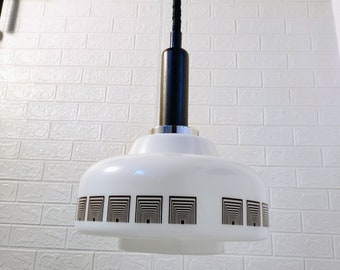 Vintage vit glaslampa / Glaspendellampa / Belysning / Justerbar taklampa / Vit ljuskrona / Hängande lampa / Jugoslavien / 70-tal