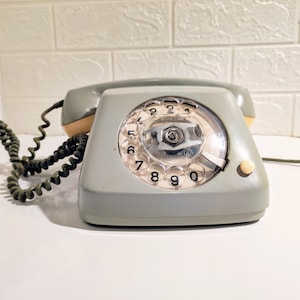 Vintage Siemens Telephone/ Siemens Old Phone/ Grey Telephone/ Siemens Phone/ Grey Rotary Telephone/ No-working Telephone / Home Decor/ 70s