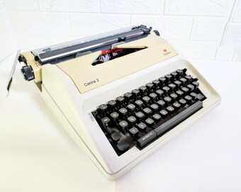 Máquina de escrever portátil vintage / Máquina de escrever retrô branca / Máquina de escrever Olympia Carina 2 / Máquina de escrever Olympia rara / Anos 70