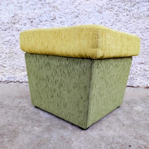 Vintage Mid Century Cushion Stool / Mid Century Green Stool/ Old Green Ottoman/ Vintage Retro  Furniture /Home Decor / 90s/ Retro Taburete
