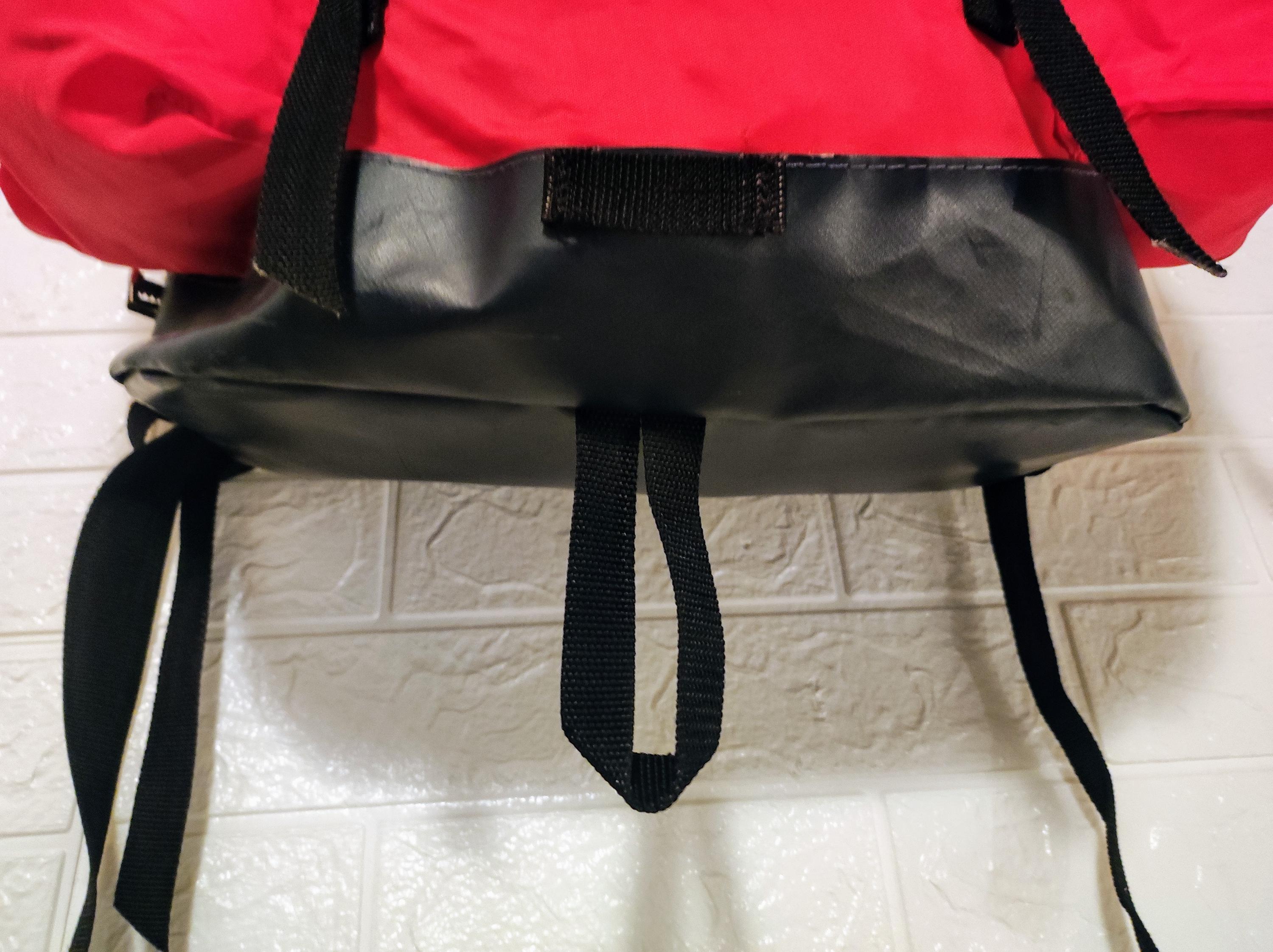Sac à Dos Vintage Kelty Années 70 - Cadre Aluminium - Rouge - 75L - Avec Patchs Yosemite