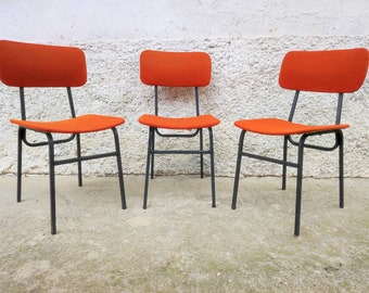 1 sur 3 chaises vintage / chaises de bureau / chaises en métal orange / tabourets de salle à manger originaux / chaises de salle à manger / meubles vintage / Yougoslavie / années 70