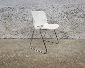Vintage Overman Plastic Dining Chair: Swedish Mid-century Modern