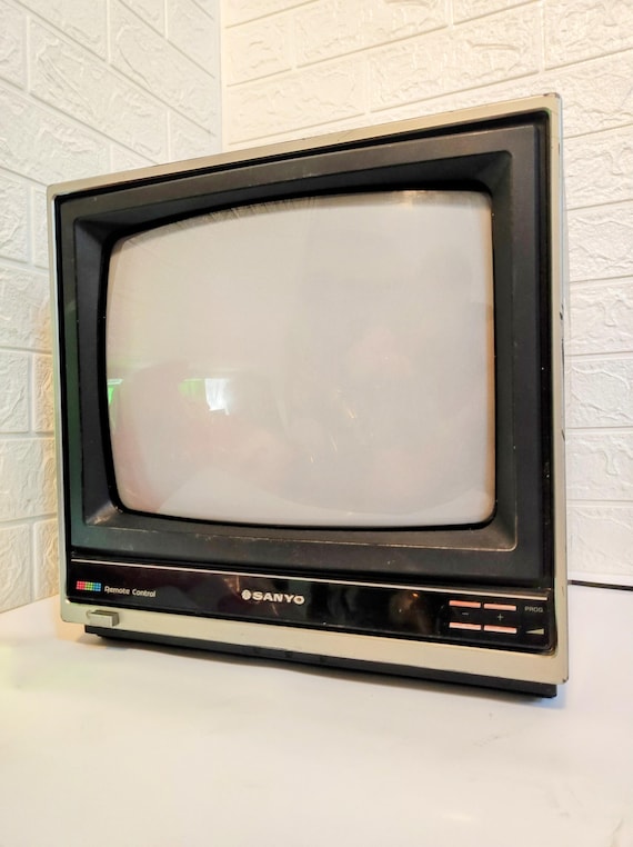 SANYO　モデルT5100 77年製TV UHF VHF SANYO モデルT5100 77年製TV UHF VHF - メルカリ