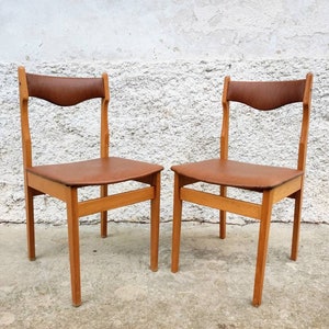 1 of 2 Vintage Wooden Chairs/ Wood and Brow Faux Leather Chairs / Dining Chairs/ Retro Furniture/ Yugoslavia Chairs/ Stol Kamnik Chairs/ 70s