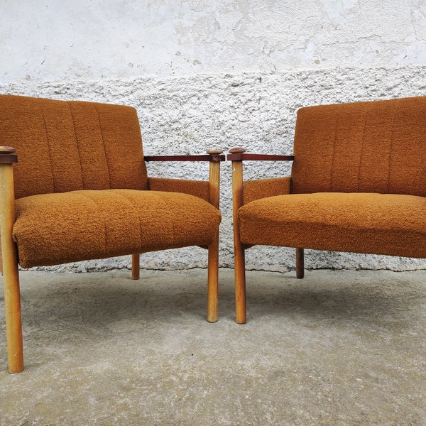 1 von 2 Vintage Coctail-Sesseln / Lounge-Sesseln / Paar Lounge-Cocktail-Sesseln aus der Mitte des Jahrhunderts / Braune Vintage-Textilsessel / 60er Jahre