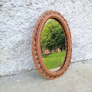 Vintage Rattan Wall Mirror / Boho Mirror/ Oval Wicker Mirror/ Retro Wall Mirror / Mid Century Modern / Wall Decor / Home Made Mirror/ 70s