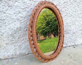 Vintage Rattan Wall Mirror / Boho Mirror/ Oval Wicker Mirror/ Retro Wall Mirror / Mid Century Modern / Wall Decor / Home Made Mirror/ 70s