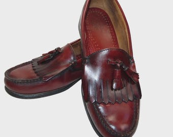 Mocasines vintage G.H. Bass Weejuns con borlas Kiltie para hombre, de piel color sangre, talla 10E
