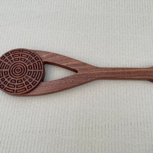 Sapele de pagaie de fessée en bois fabriqué sur commande