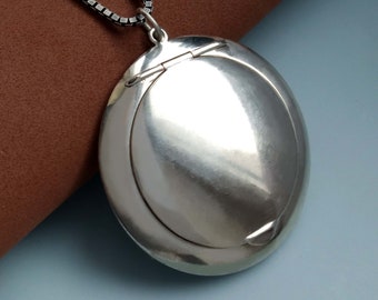 800 Silver Powder Compact, Large Round Pendant, Antique Locket 1910s, Plain Compact Pendant Chatelaine, Edwardian Jewelry