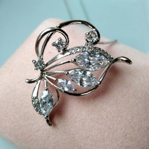 Marquise CZ Schmetterling Anhänger: Vintage Rhodium Überzogene Brosche
