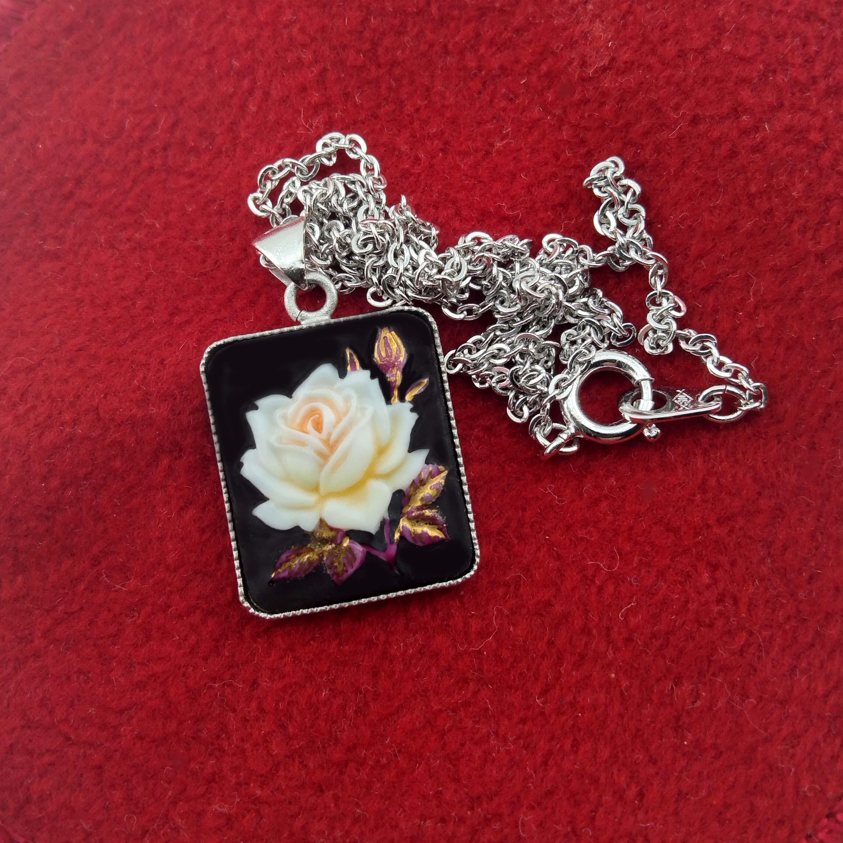 Toshikane jewelry - Etsy 日本