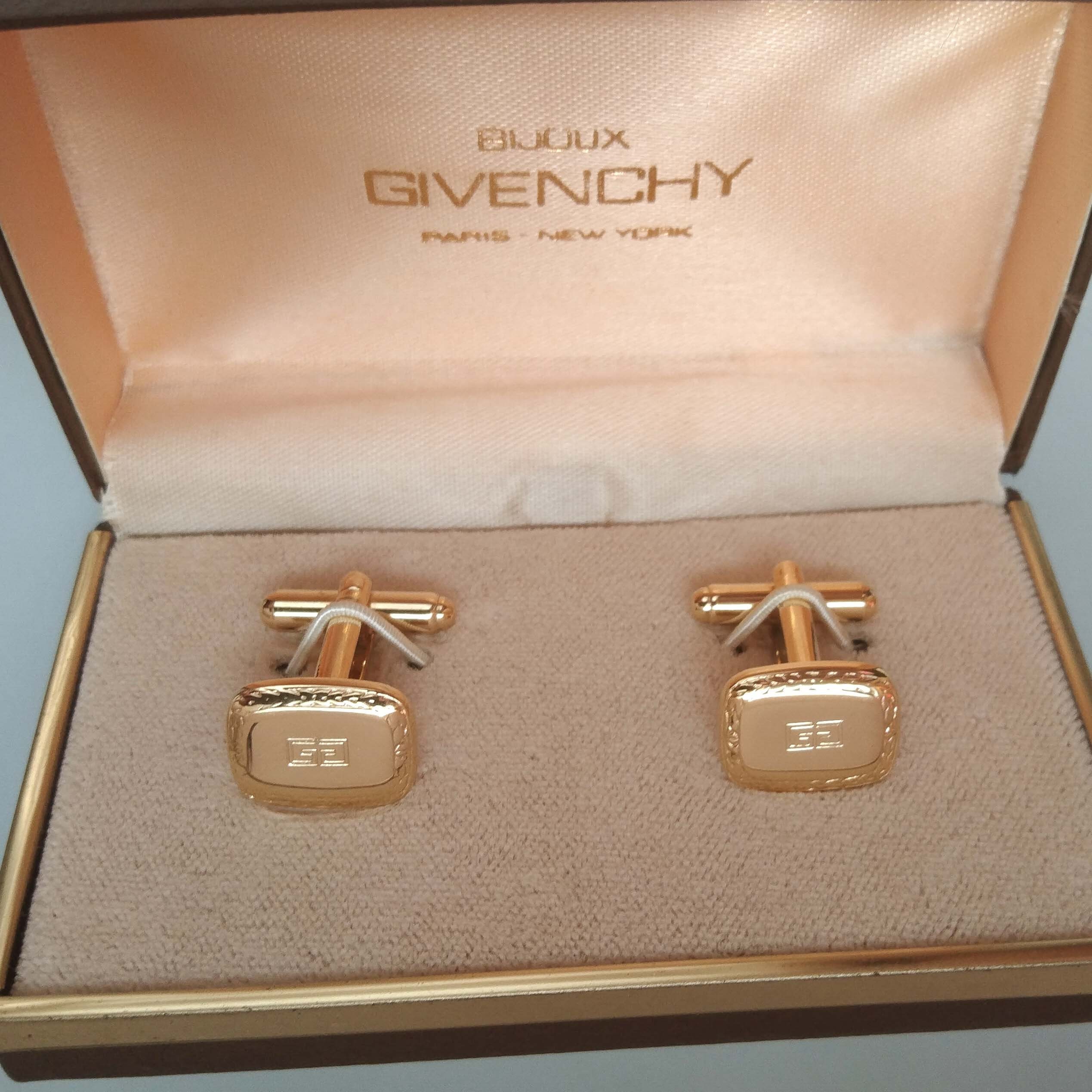 Givenchy cufflinks price outlet