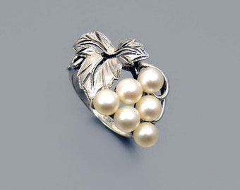 Bunch of Grapes Akoya Pearl Ring, Sterling Silver Art Deco Japanese Jewelry 1930s